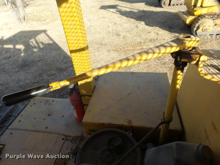 image for item DB0854 1963 Caterpillar D8 dozer