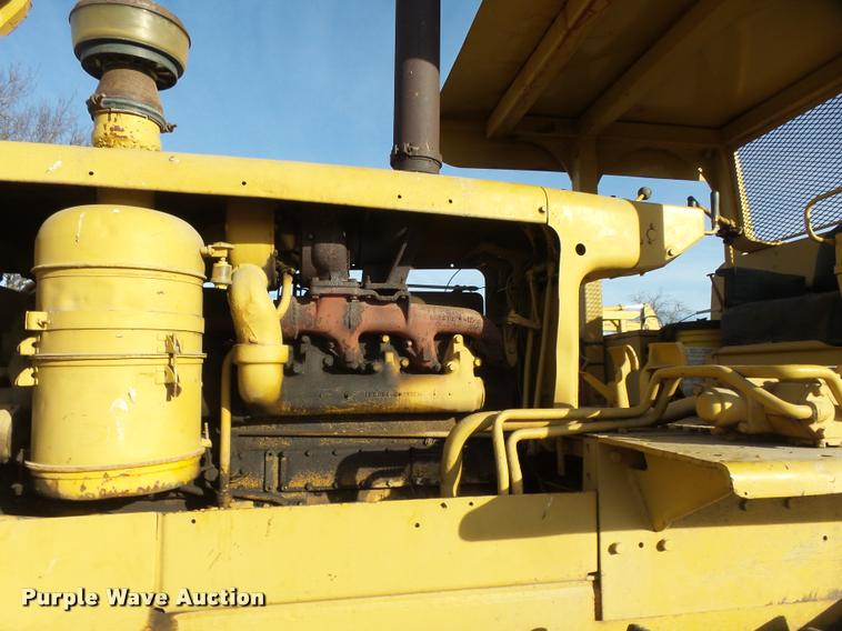 image for item DB0854 1963 Caterpillar D8 dozer