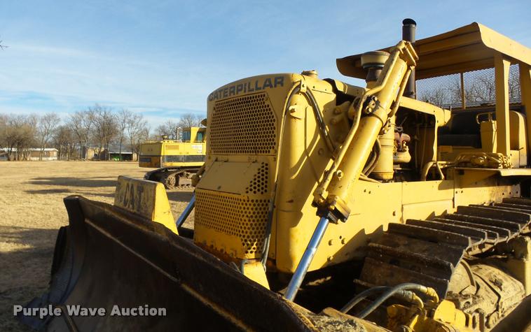 image for item DB0854 1963 Caterpillar D8 dozer
