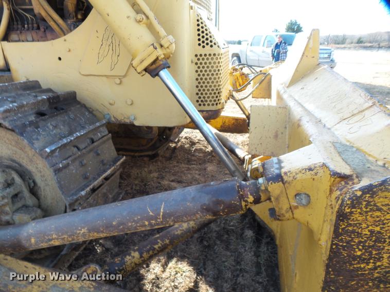 image for item DB0854 1963 Caterpillar D8 dozer