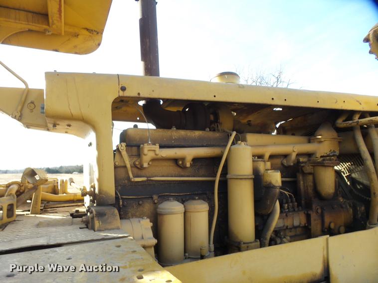 image for item DB0854 1963 Caterpillar D8 dozer
