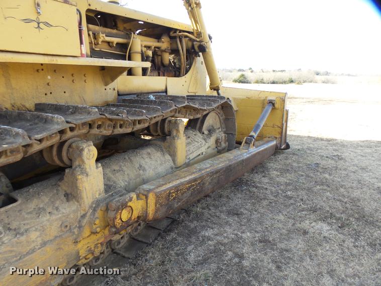 image for item DB0854 1963 Caterpillar D8 dozer