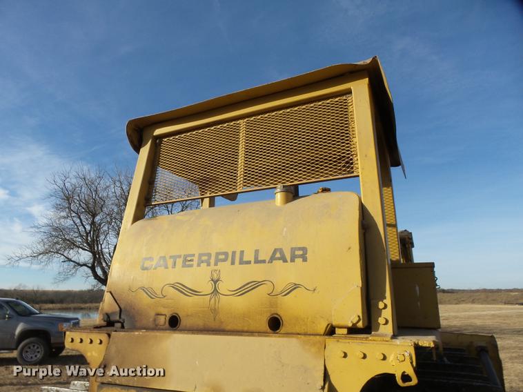 image for item DB0854 1963 Caterpillar D8 dozer