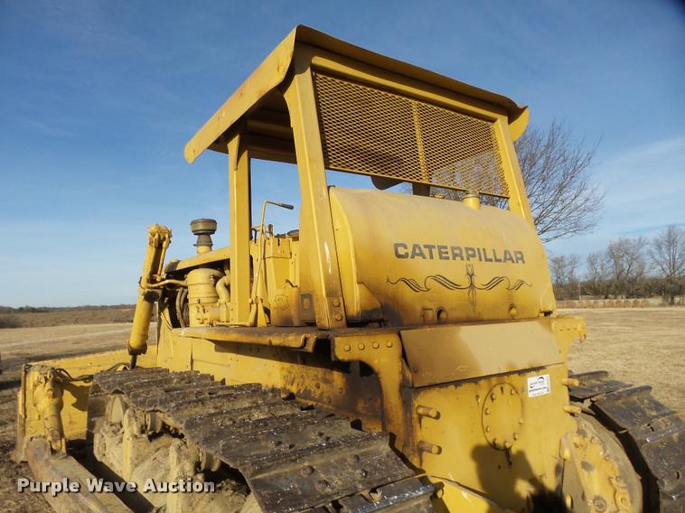 image for item DB0854 1963 Caterpillar D8 dozer