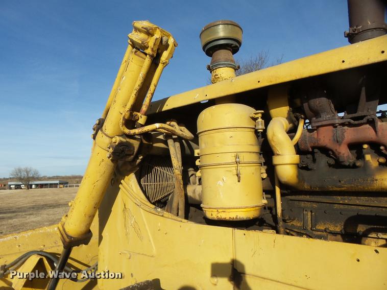 image for item DB0854 1963 Caterpillar D8 dozer