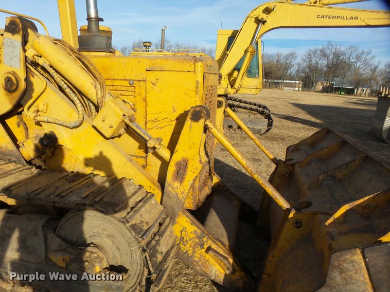 image for item DB0855 1977 Caterpillar 941B crawler loader