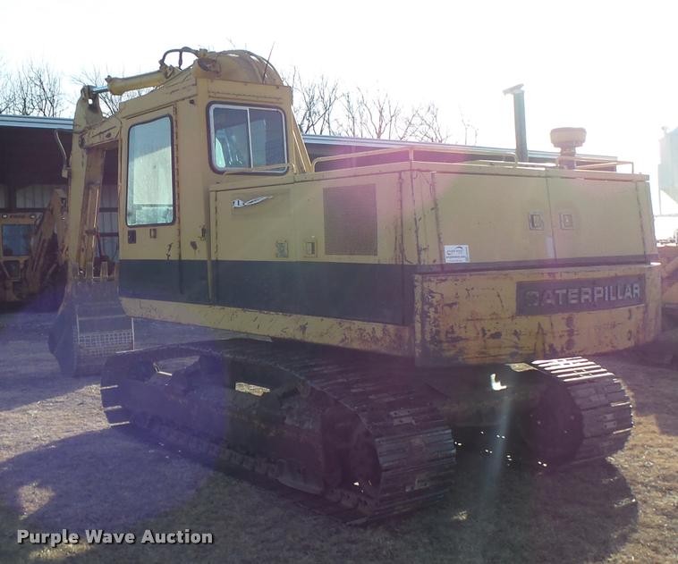 image for item DB0856 1985 Caterpillar 215B LC excavator