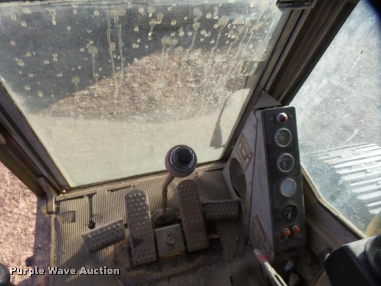 image for item DB0856 1985 Caterpillar 215B LC excavator