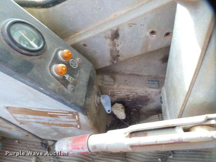 image for item DB0856 1985 Caterpillar 215B LC excavator