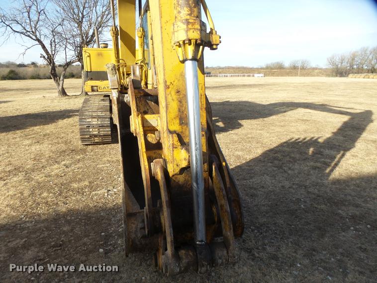 image for item DB0856 1985 Caterpillar 215B LC excavator