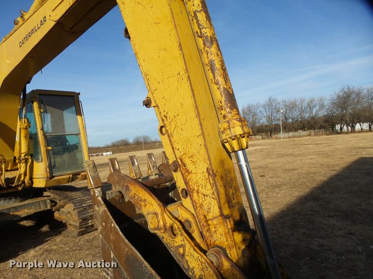 image for item DB0856 1985 Caterpillar 215B LC excavator