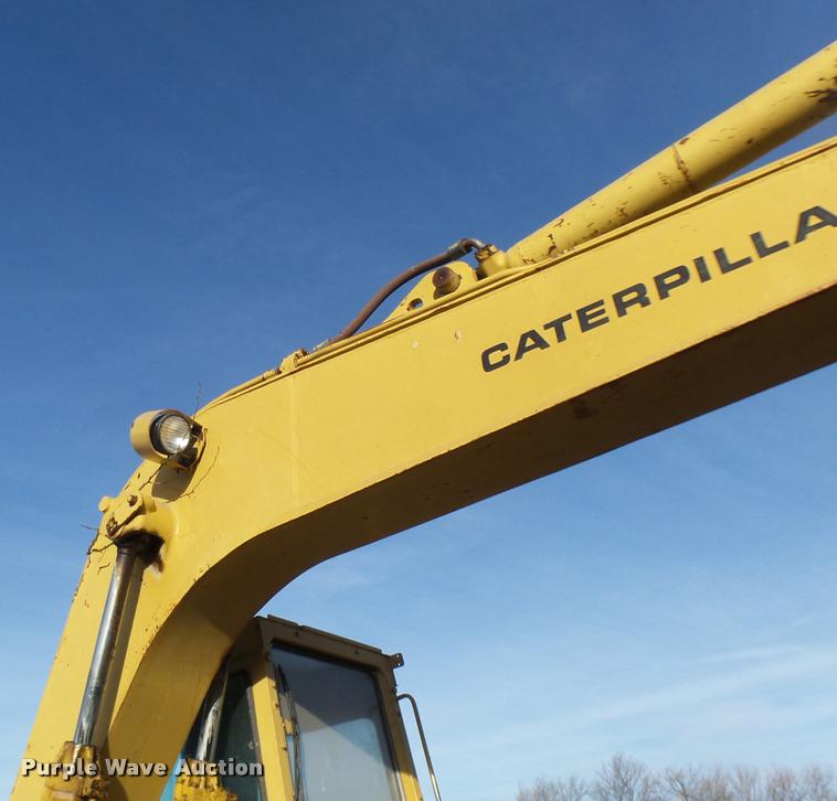 image for item DB0856 1985 Caterpillar 215B LC excavator