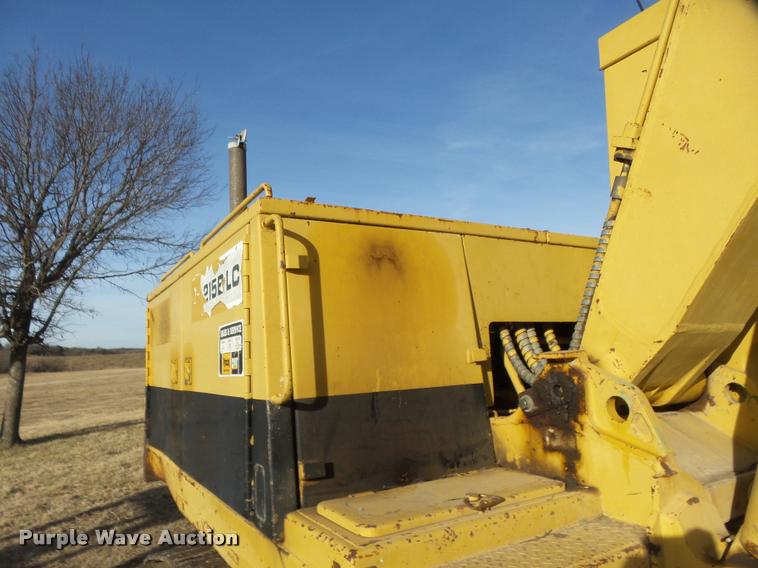 image for item DB0856 1985 Caterpillar 215B LC excavator