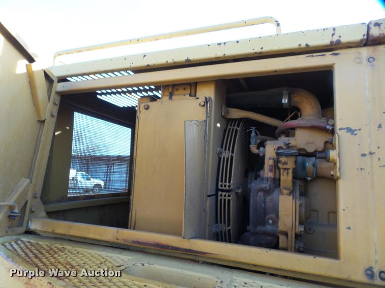 image for item DB0856 1985 Caterpillar 215B LC excavator