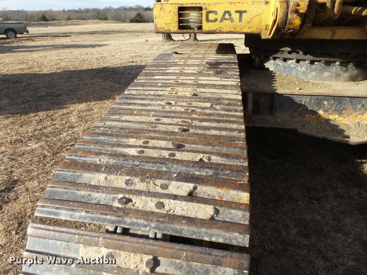 image for item DB0856 1985 Caterpillar 215B LC excavator