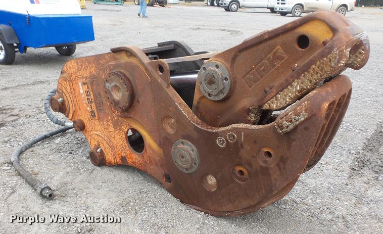 image for item DB2882 NPK G26J concrete pulverizer