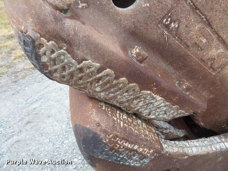 image for item DB2882 NPK G26J concrete pulverizer