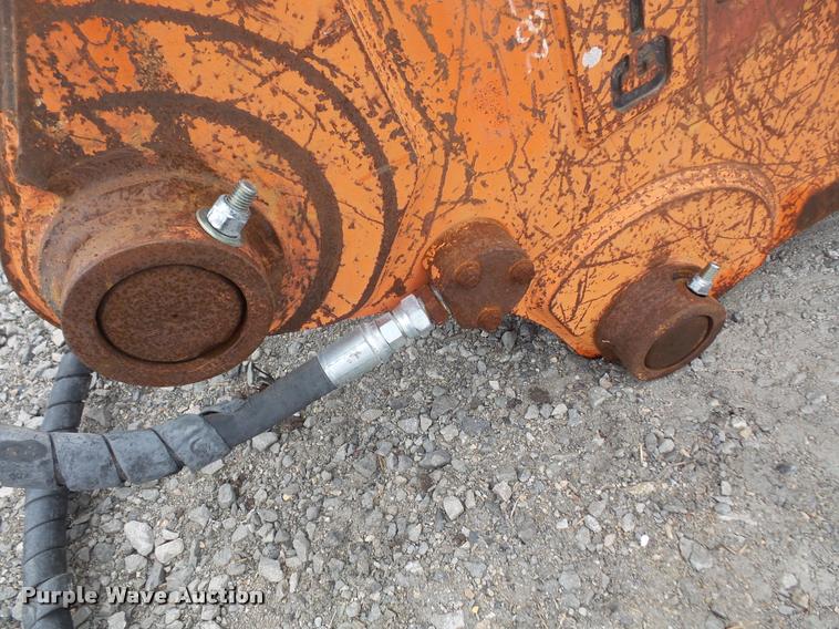 image for item DB2882 NPK G26J concrete pulverizer