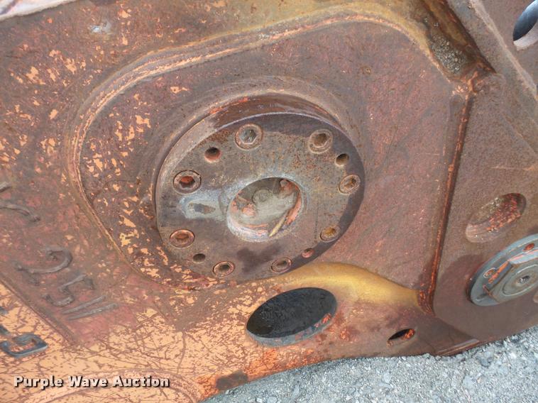 image for item DB2882 NPK G26J concrete pulverizer