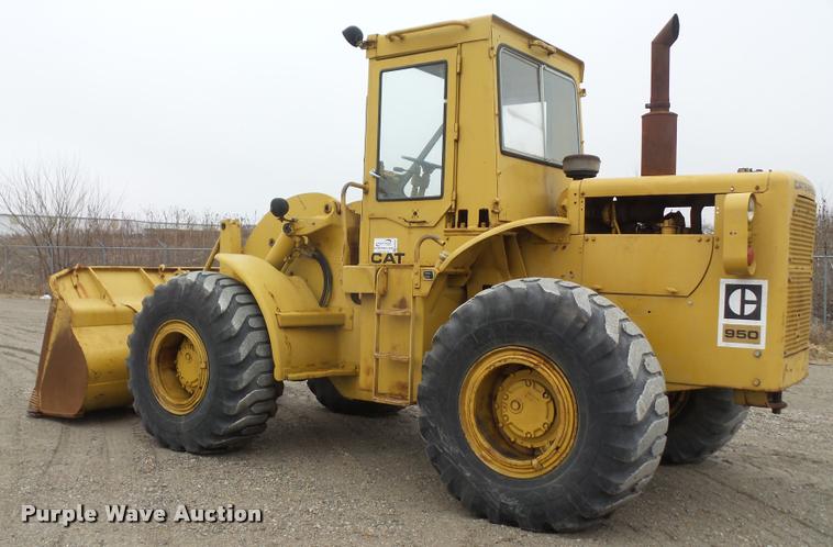 image for item DB2884 1977 Caterpillar 950 wheel loader