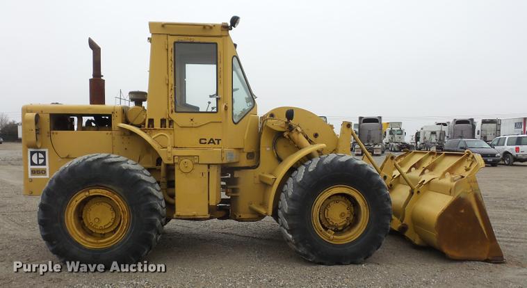 image for item DB2884 1977 Caterpillar 950 wheel loader
