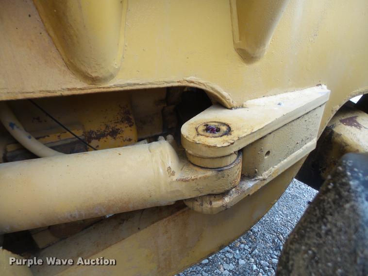 image for item DB2884 1977 Caterpillar 950 wheel loader