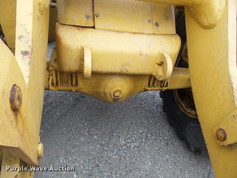 image for item DB2884 1977 Caterpillar 950 wheel loader