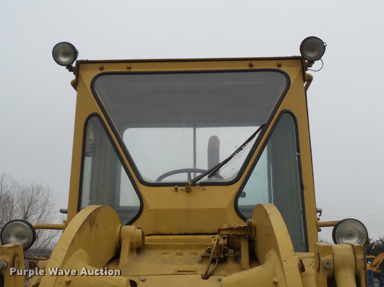 image for item DB2884 1977 Caterpillar 950 wheel loader