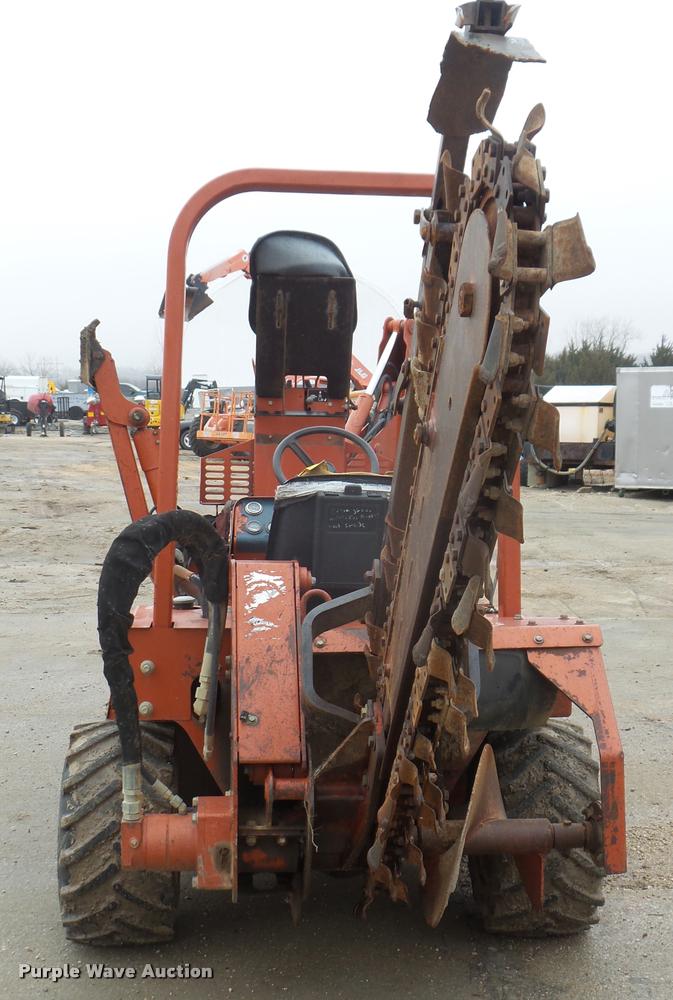 image for item DB2892 2000 Ditch Witch 3700 trencher