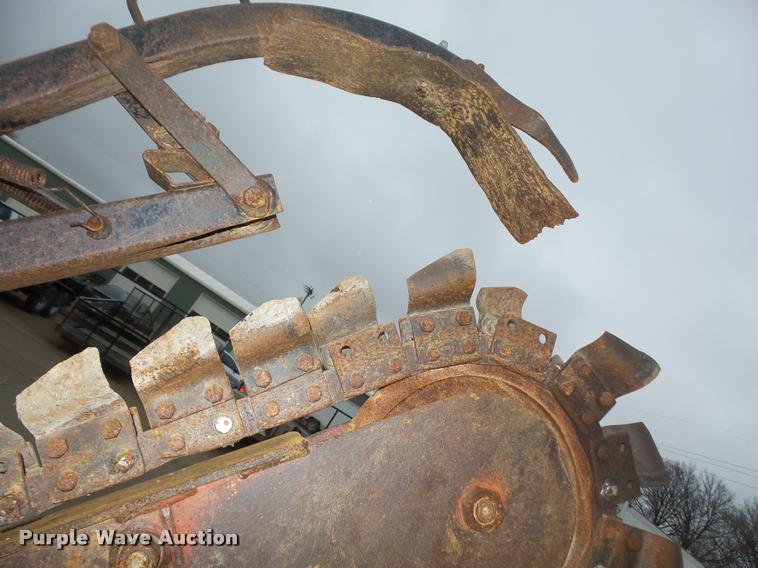 image for item DB2892 2000 Ditch Witch 3700 trencher