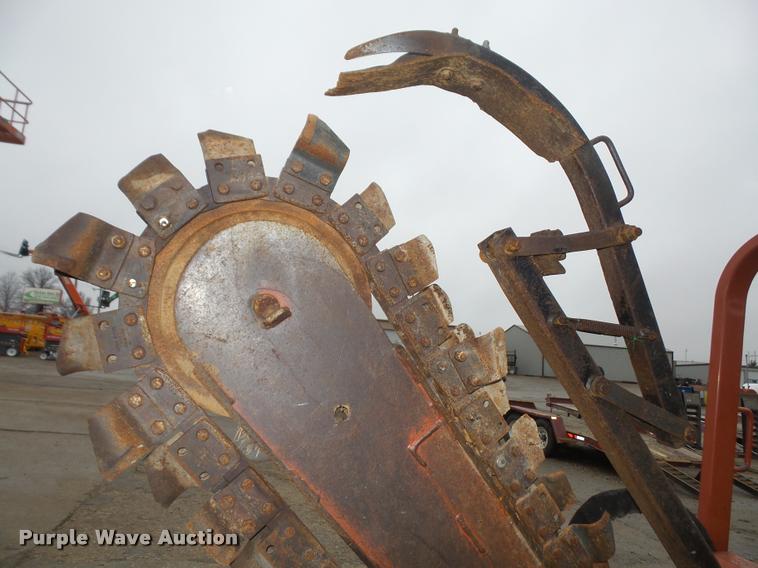 image for item DB2892 2000 Ditch Witch 3700 trencher
