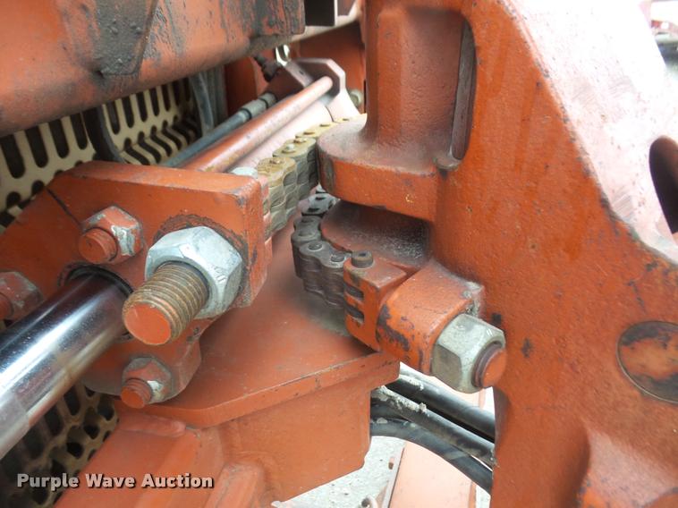image for item DB2892 2000 Ditch Witch 3700 trencher