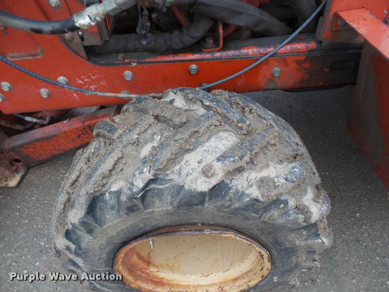 image for item DB2892 2000 Ditch Witch 3700 trencher