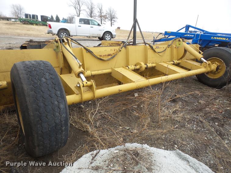 image for item DB2900 Bee Gee 1800 box blade