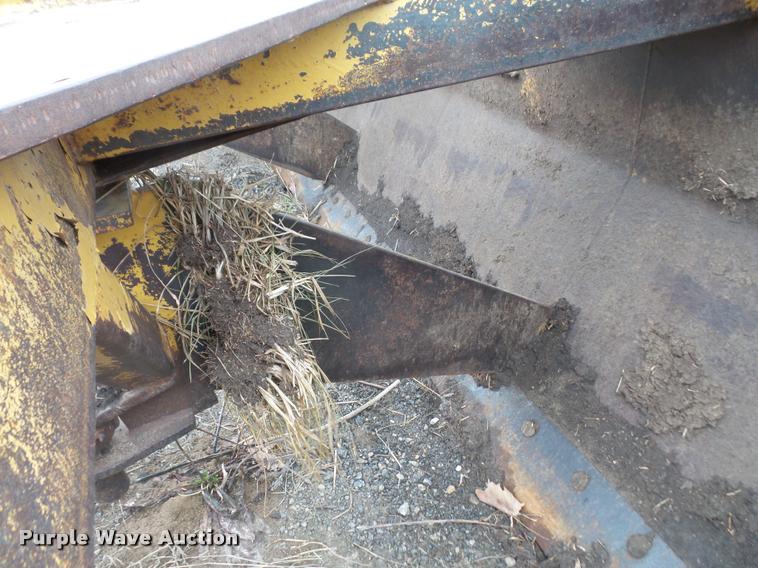 image for item DB2900 Bee Gee 1800 box blade