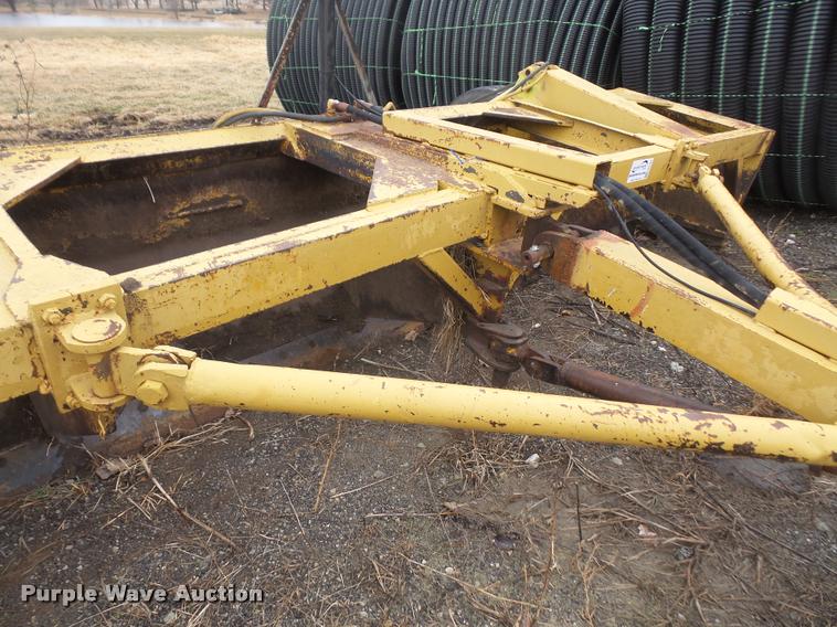 image for item DB2900 Bee Gee 1800 box blade