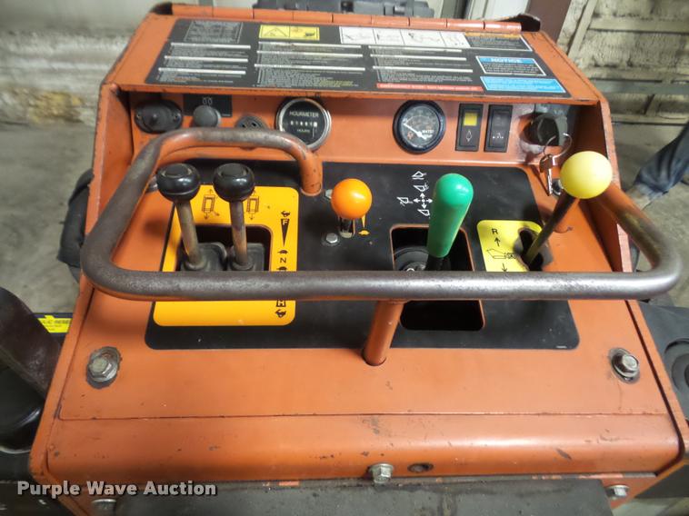 image for item DB2904 2008 Ditch Witch SK650 compact utility loader