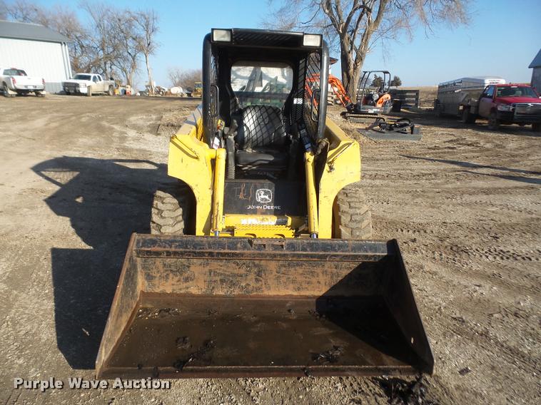 image for item DB2908 2006 John Deere 317 skid steer