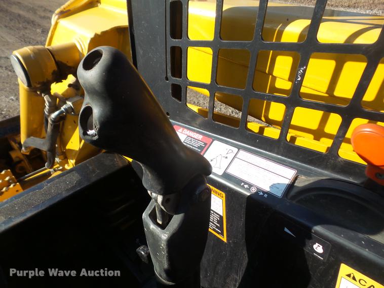 image for item DB2908 2006 John Deere 317 skid steer