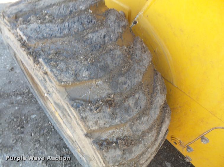 image for item DB2908 2006 John Deere 317 skid steer