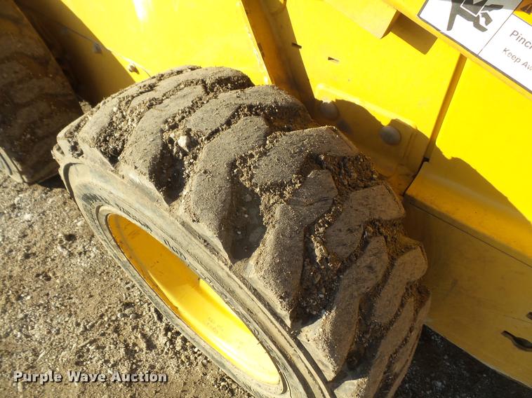 image for item DB2908 2006 John Deere 317 skid steer