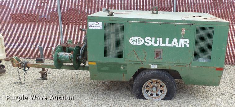1993 Sullair 175Q air compressor in Manhattan, KS | Item DB2919 sold