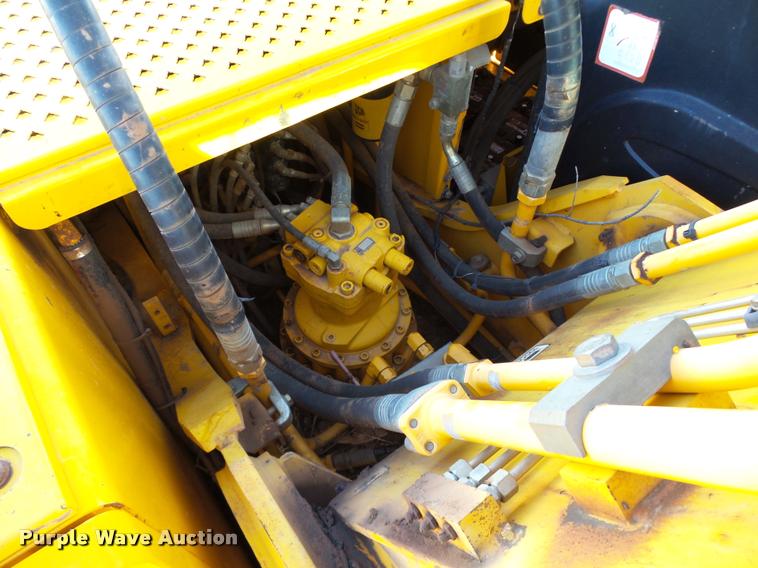 image for item DB4660 2006 JCB JS220LC excavator