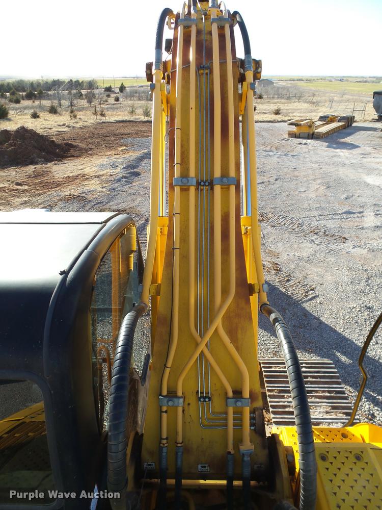 image for item DB4660 2006 JCB JS220LC excavator