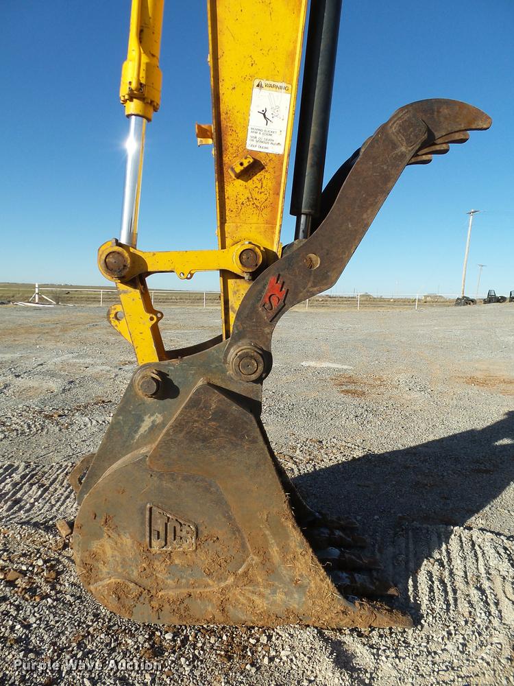 image for item DB4660 2006 JCB JS220LC excavator