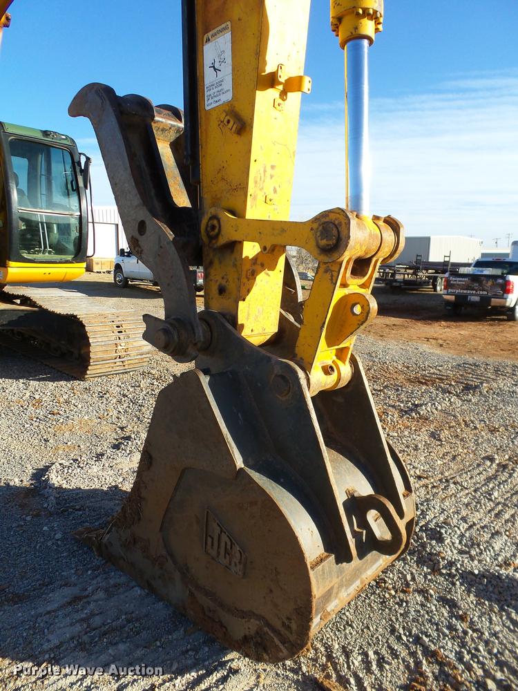 image for item DB4660 2006 JCB JS220LC excavator