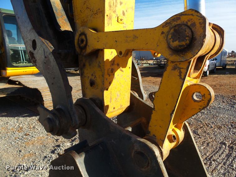 image for item DB4660 2006 JCB JS220LC excavator