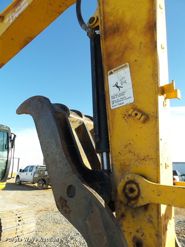 image for item DB4660 2006 JCB JS220LC excavator