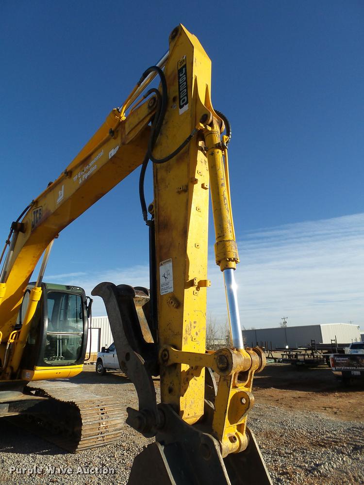 image for item DB4660 2006 JCB JS220LC excavator