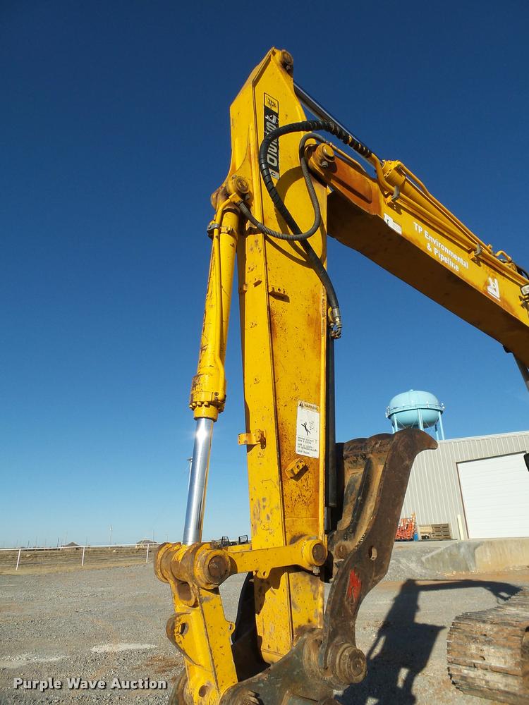 image for item DB4660 2006 JCB JS220LC excavator